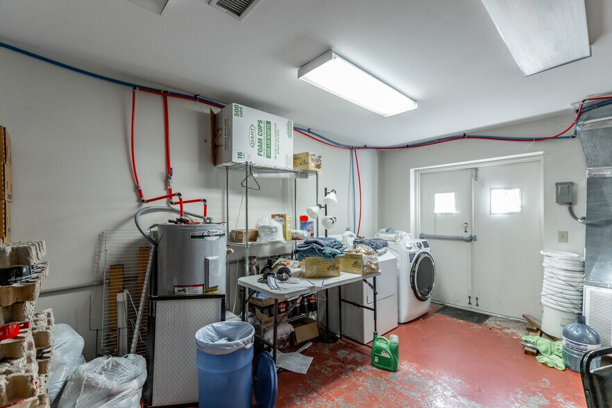 More Photos Of 15781 Rankin Ave, Dunlap Freestanding For Sale