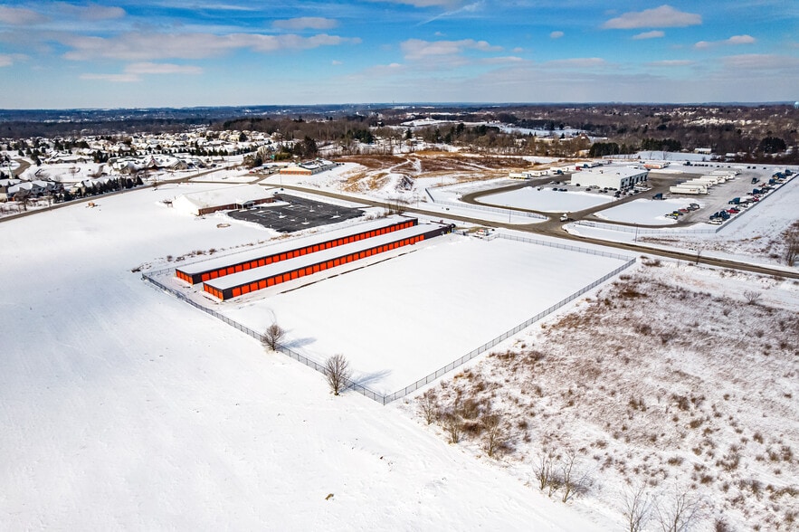 More Photos Of 2851 Business Pl SE, Massillon Self Storage For Sale
