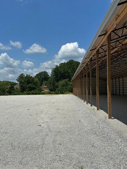 More Photos Of 825 Airport Dr, Alexander City Land For Lease