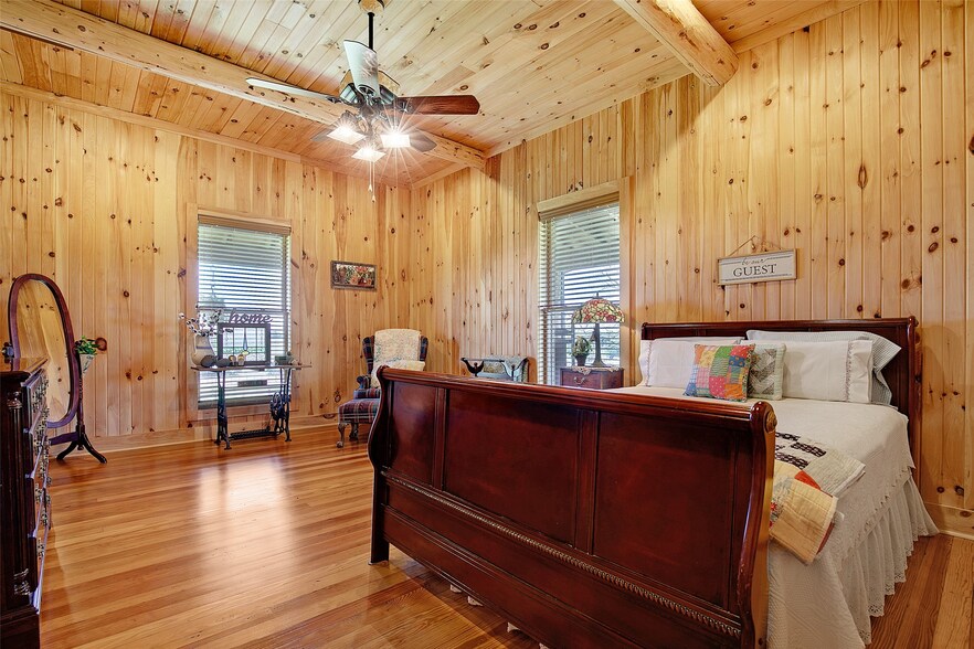 More Photos Of 575 County Road 1214, Quitman Specialty For Sale