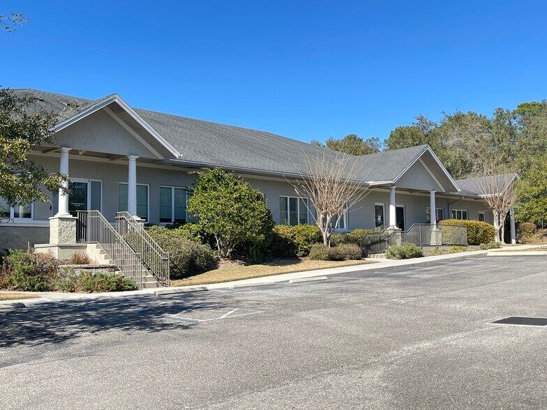 More Photos Of 1701 NW 80th Blvd, Gainesville Office For Sale