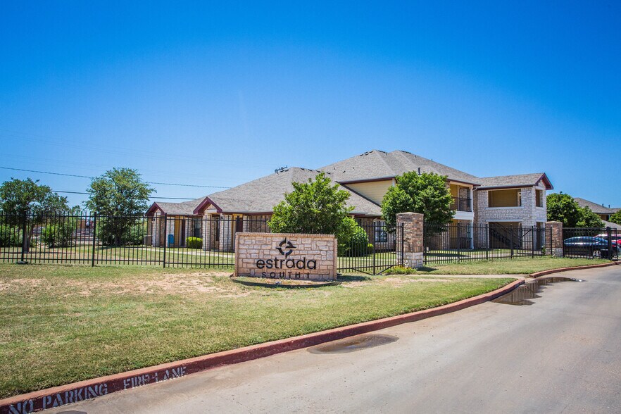 More Photos Of , Lubbock Multifamily For Sale