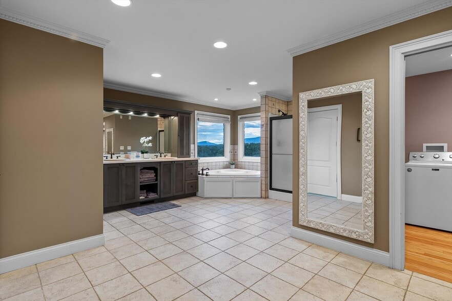 More Photos Of 1020 Thomas Rd, Benton Multifamily For Sale