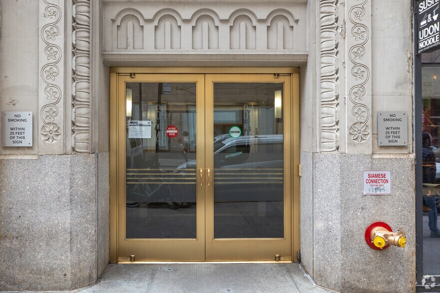 More Photos Of 64 W 48th St, New York Office For Lease