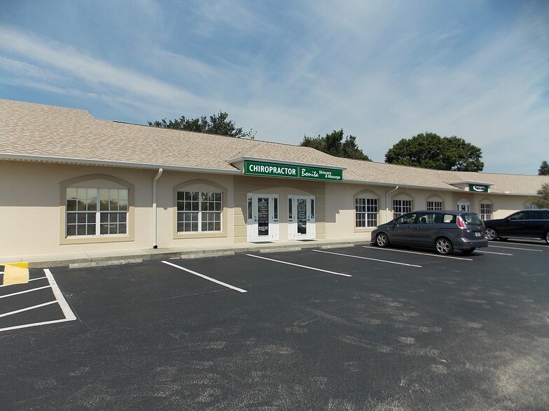 More Photos Of 6550 N Wickham Rd, Melbourne Office For Sale