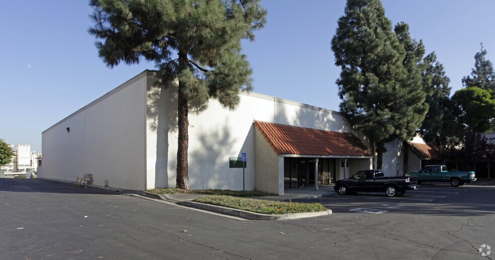 Primary Photo Of 1308-1316 W 9th St, Upland Warehouse For Lease