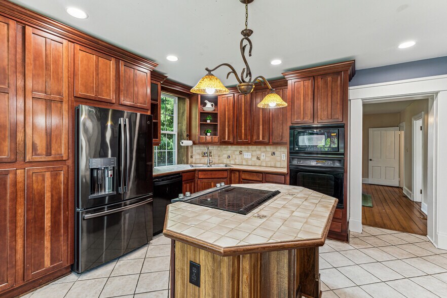 More Photos Of 1311 US Route 50, Milford Hospitality For Sale