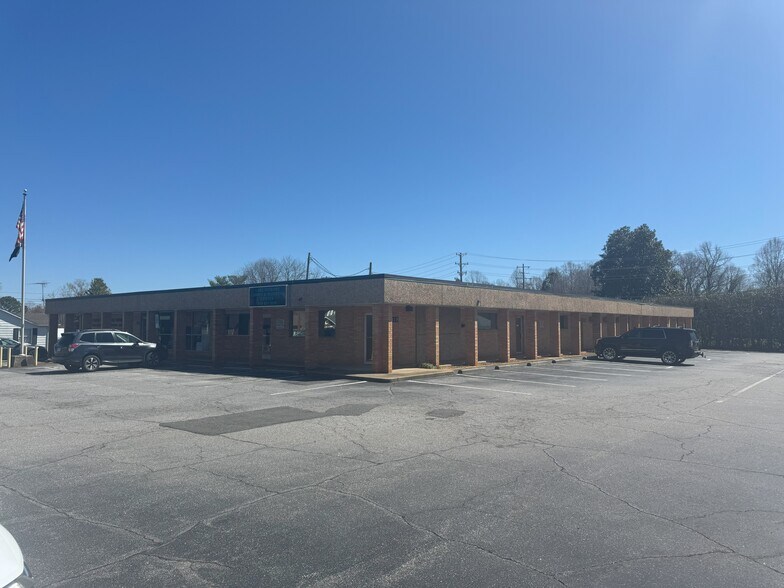 More Photos Of 3319-3327 E Main St, Claremont Storefront Retail Office For Sale