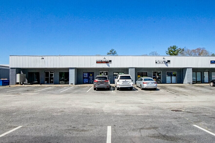 More Photos Of 6487 Ga-85 Hwy, Riverdale Service For Lease