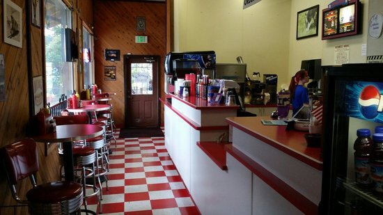 More Photos Of 415 N Mount Shasta Blvd, Mount Shasta Restaurant For Lease