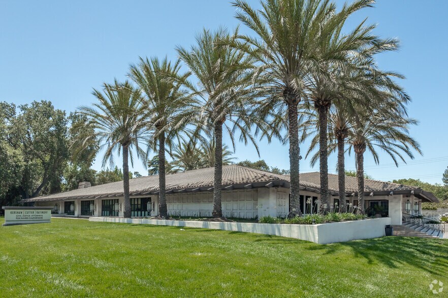 More Photos Of 401 Watt Ave, Sacramento Office For Sale