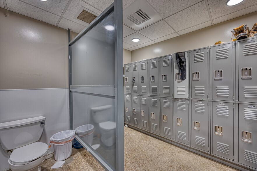 More Photos Of 3928 Tri Hill Frontage Rd, Great Falls Auto Dealership For Sale