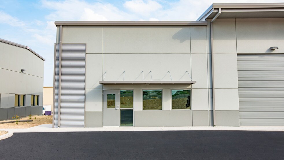 More Photos Of 7637 FM 3009, Schertz Warehouse For Lease