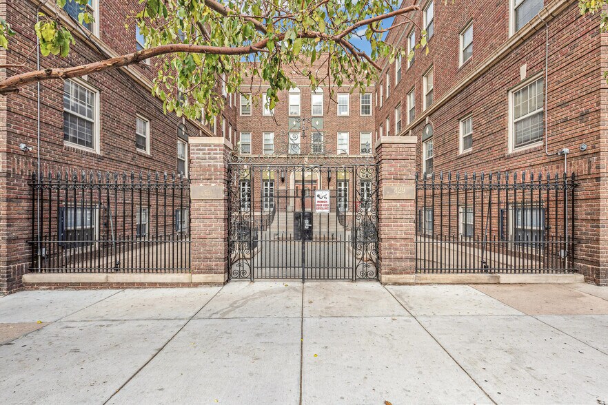 More Photos Of 429 E 14th Ave, Denver Apartments For Sale