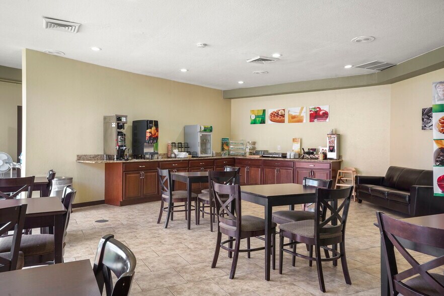 More Photos Of 3815 State Highway 119, Longmont Hotel For Sale