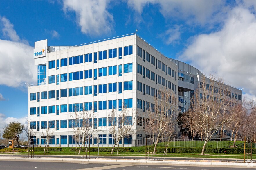 More Photos Of 1 Park Pl, Dublin Office For Lease