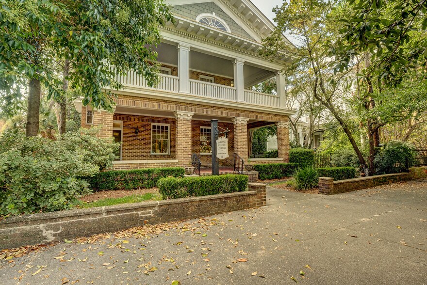 More Photos Of 14 S 5th Ave, Wilmington Office For Sale