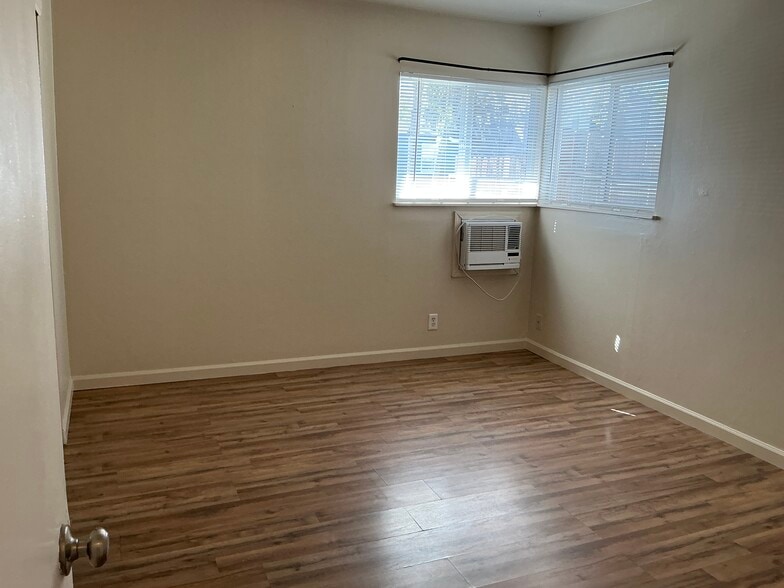 More Photos Of 1508-1520 Locust St, Reno Apartments For Sale
