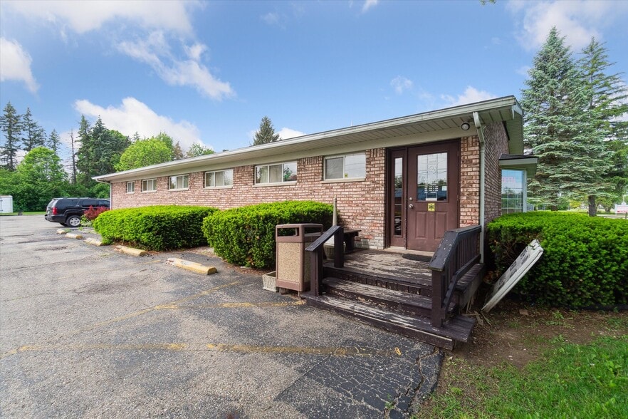 More Photos Of 4344 Richfield Rd, Flint Office For Sale