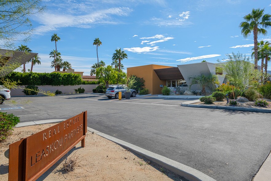 More Photos Of 200 N Sunrise Way, Palm Springs Office For Sale