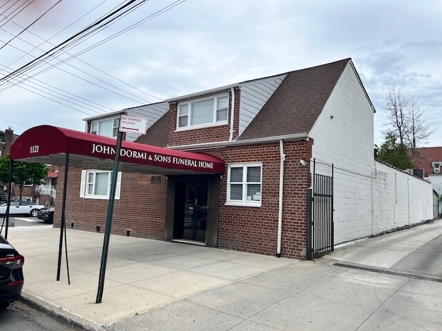 More Photos Of 1121 Morris Park Ave, Bronx Funeral Home For Lease