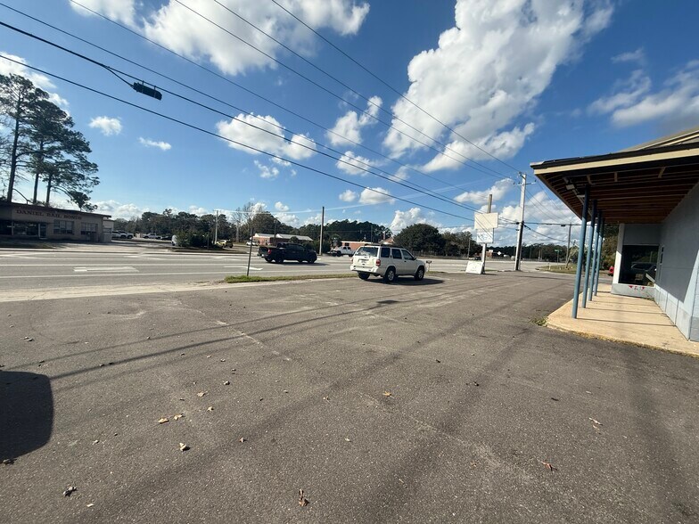 More Photos Of 850918 Us-17, Yulee Freestanding For Lease