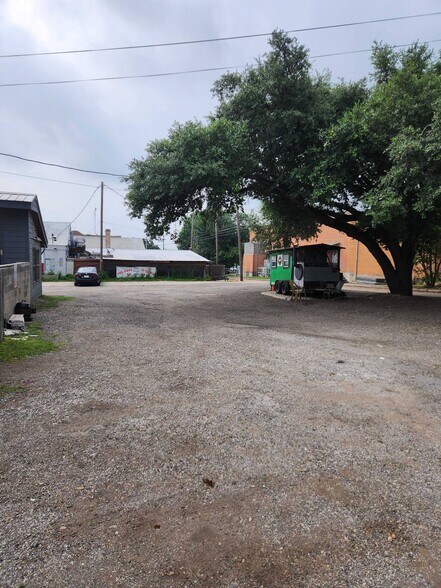 More Photos Of 101 Pecan St E, Pflugerville Restaurant For Sale