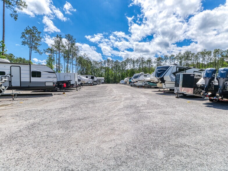 More Photos Of 2540 Saint Johns Pky, St Johns Land For Lease