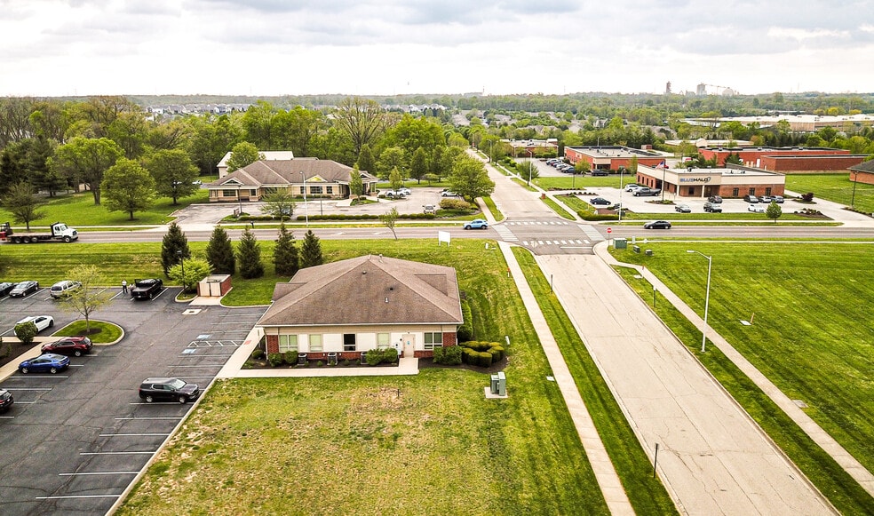 More Photos Of 1045 Channingway Dr, Fairborn Office For Sale