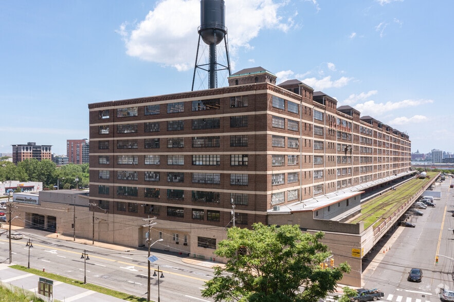 More Photos Of 629 Grove St, Jersey City Warehouse For Lease