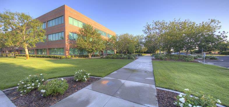 More Photos Of 10000 Stockdale Hwy, Bakersfield Office For Lease