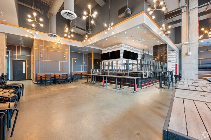 More Photos Of 1055 howell mill Rd, Atlanta Office For Lease