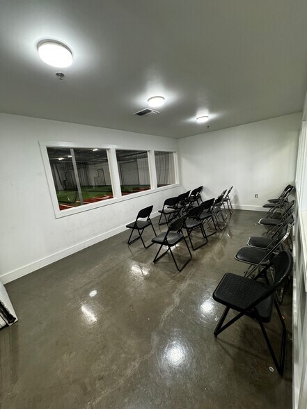 More Photos Of 4700-4790 Binz Engleman Rd, San Antonio Storefront Retail Office For Sale