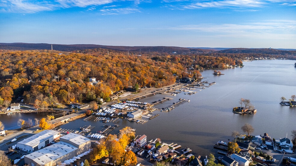 More Photos Of 148 Route 181, Lake Hopatcong Apartments For Sale