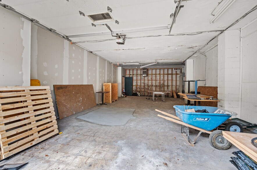 More Photos Of 1351 Washington Blvd, Pittsburgh Warehouse For Lease