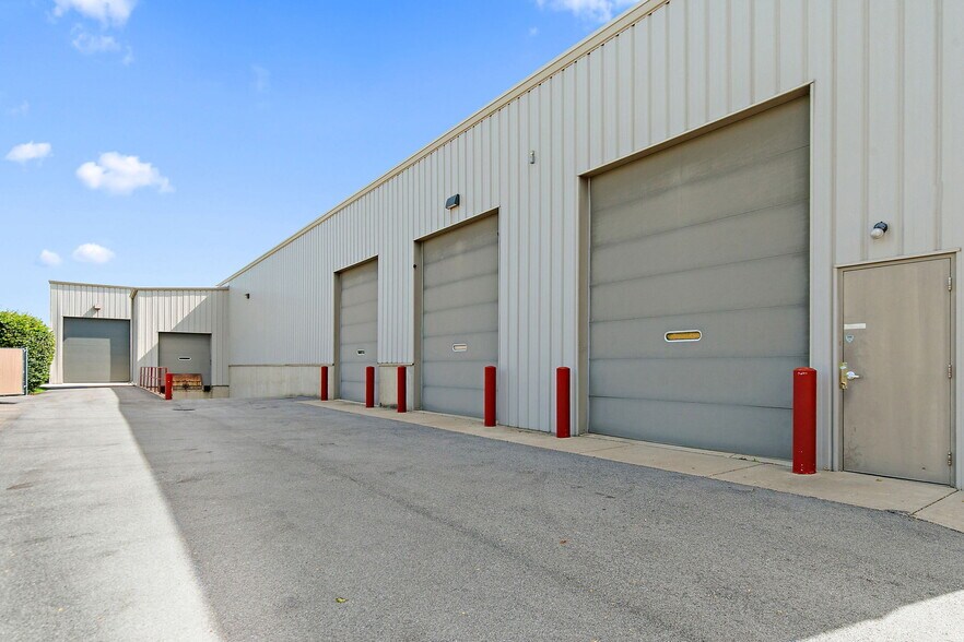 More Photos Of 203 Commercial Dr, Yorkville Warehouse For Sale