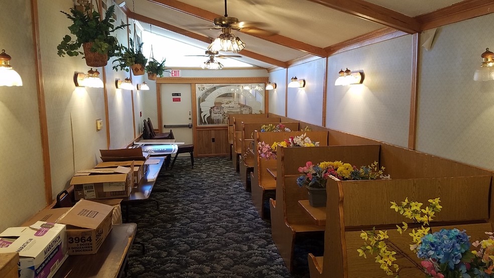 More Photos Of 418 Main St, Youngstown Restaurant For Sale