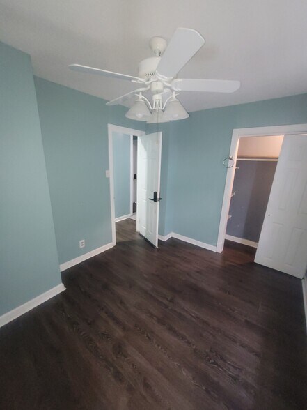 More Photos Of 2536 Indianapolis Ave, Indianapolis Apartments For Sale