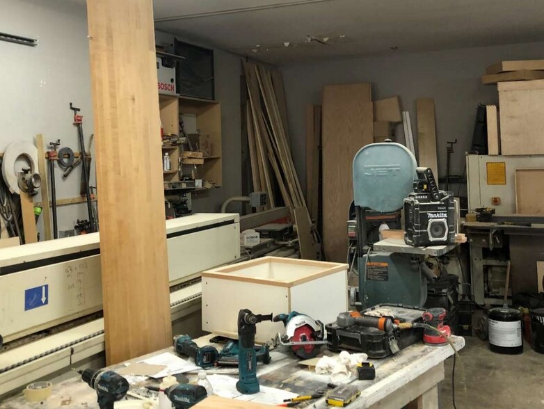 More Photos Of 3977 E Vegas Valley Dr, Las Vegas Freestanding For Sale