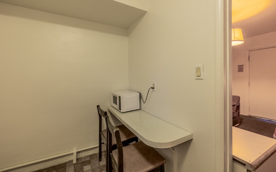 More Photos Of 3526 E Benson Hwy, Tucson Hotel For Sale