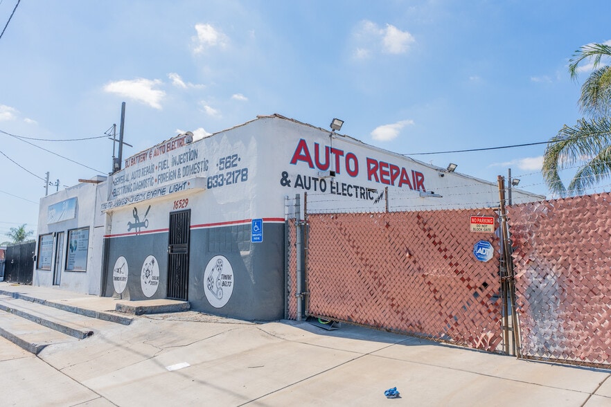 More Photos Of 16529 Lakewood Blvd, Bellflower Auto Repair For Sale