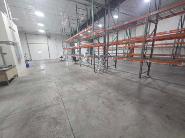 More Photos Of 1101 S Broadway St, Yankton Unknown For Lease