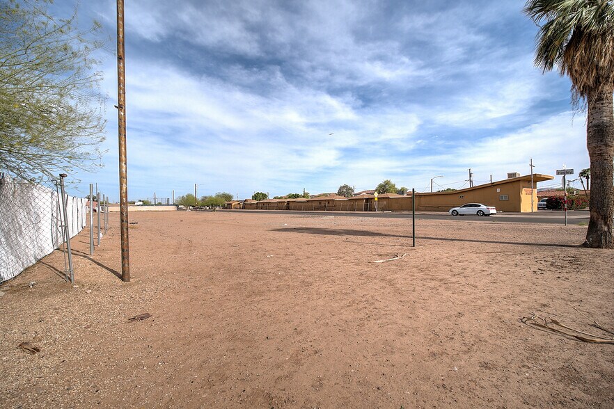 More Photos Of NEC 17th Ave & Hadley St, Phoenix Land For Sale