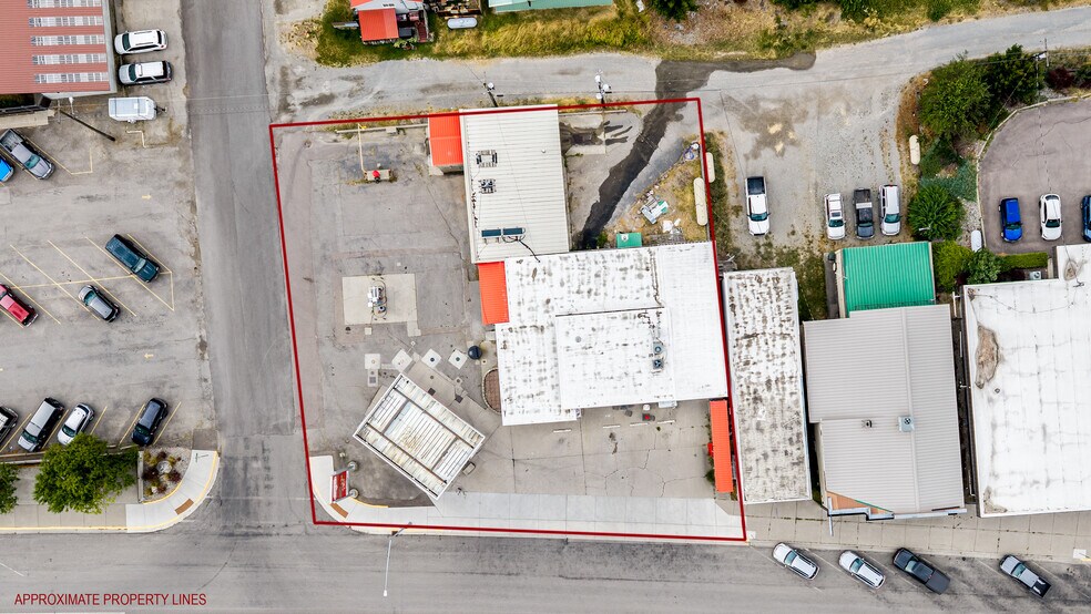 More Photos Of 1201 Main St, Thompson Falls Service Station For Sale