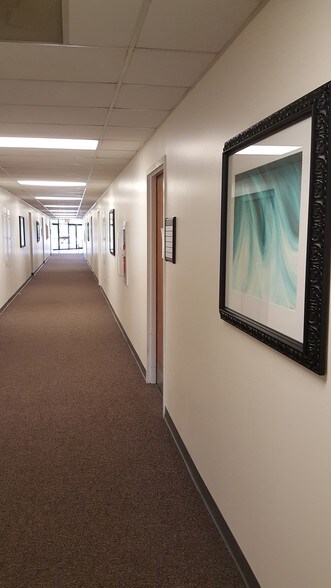 More Photos Of 6001 Vineland Rd, Orlando Office For Lease