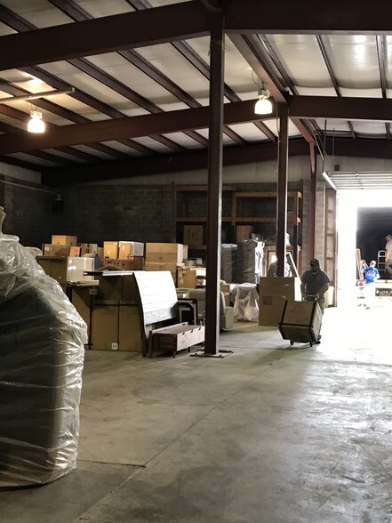 More Photos Of 235 Lawless Rd, Morgantown Warehouse For Lease