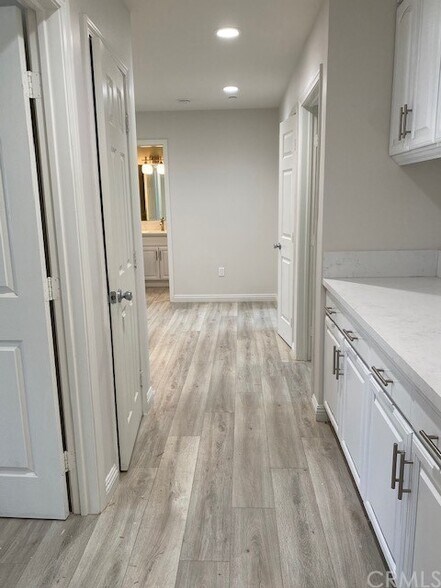 More Photos Of 738 W La Jolla Ave, Placentia Apartments For Sale