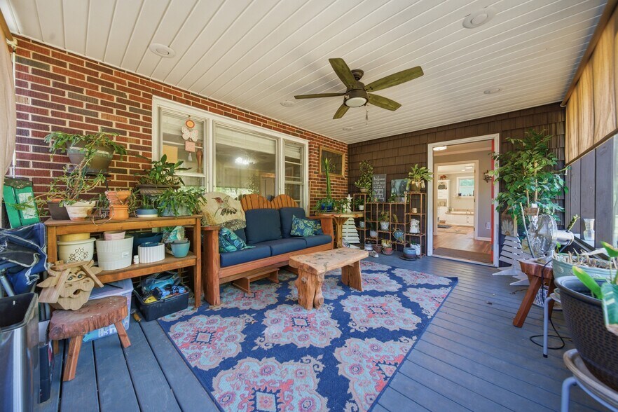 More Photos Of 1650 Dusty Rd, Newberry Winery Vineyard For Sale