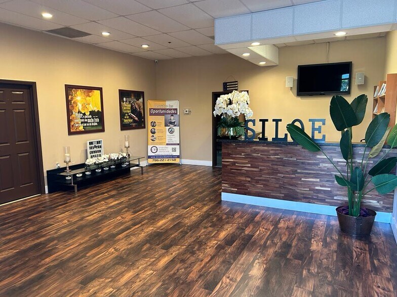 More Photos Of 17401 NW 2nd Ave, Miami Warehouse For Sale