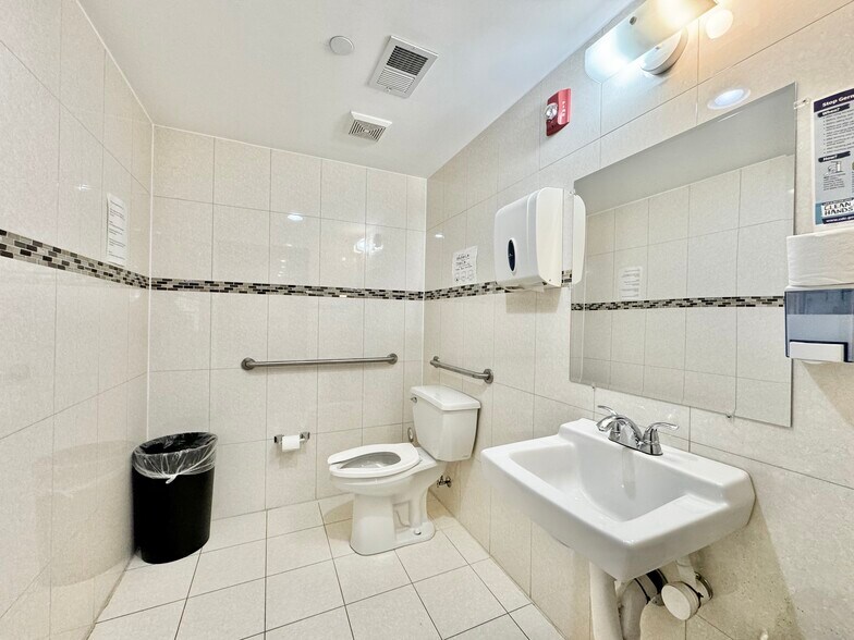 More Photos Of 8716 Avon St, Jamaica Apartments For Lease